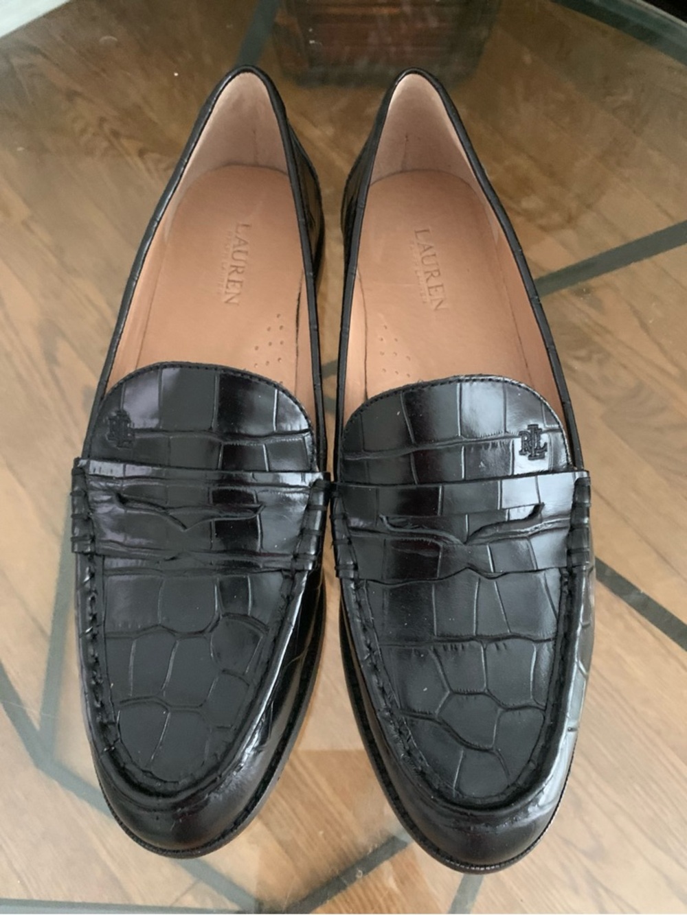 Women’s Black Croc-Embossed Leather Penny Loafers 9.5B - Picture 8 of 8